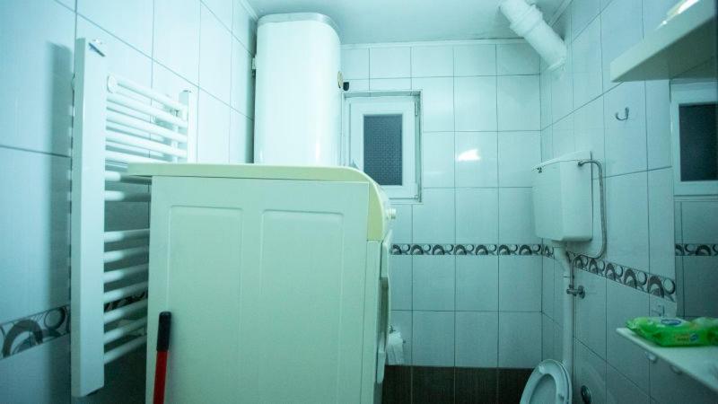 Private Cozy Room 1 With Shared Kitchen In Appartment, Downtown Belgrad Exterior foto
