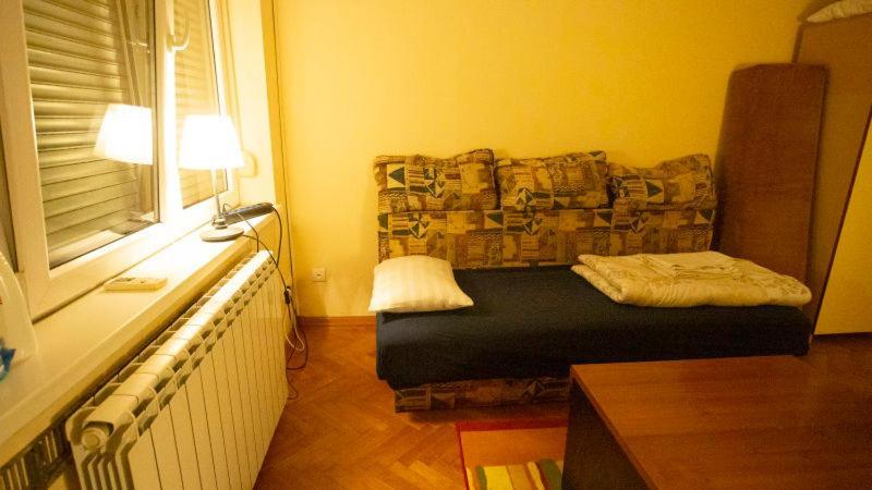 Private Cozy Room 1 With Shared Kitchen In Appartment, Downtown Belgrad Exterior foto